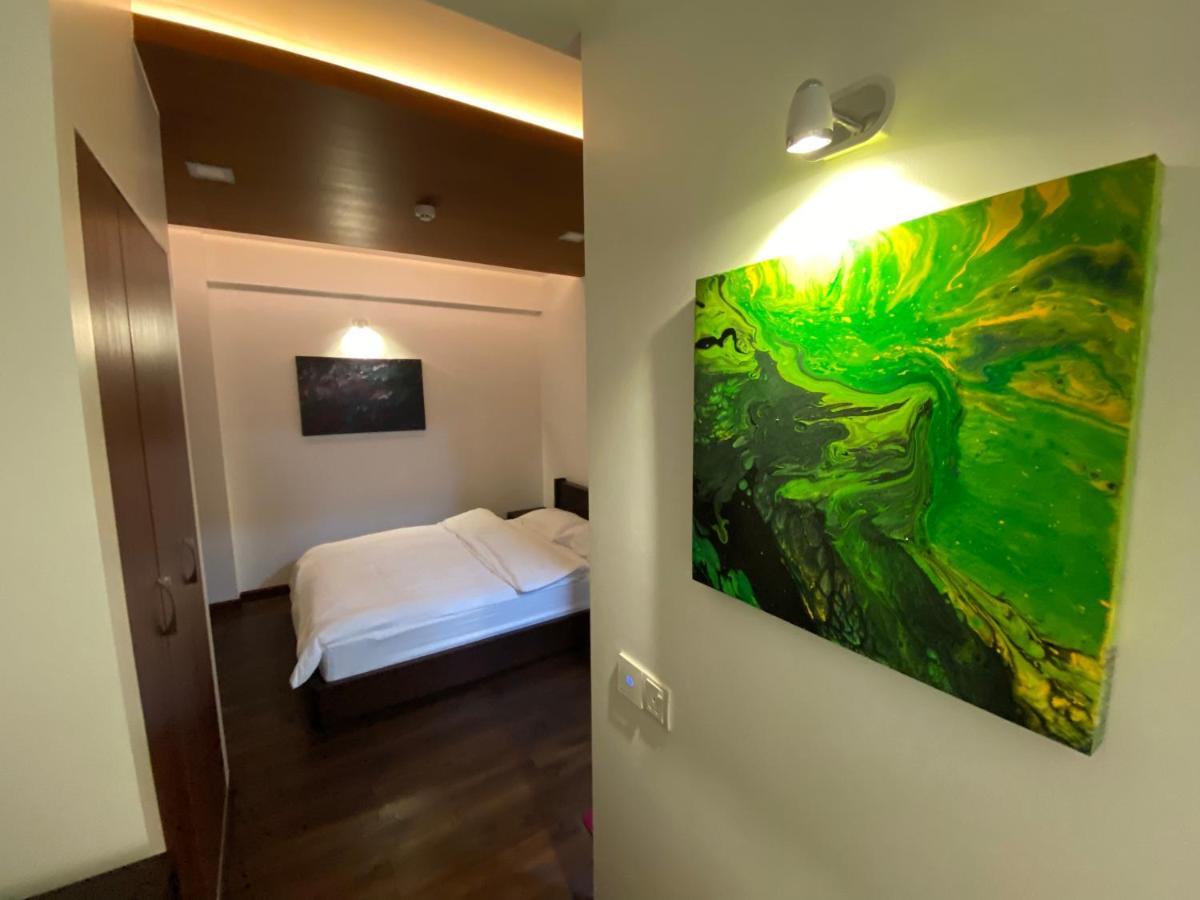 Luxury 3 Room Apartment By Oboe 말레 외부 사진